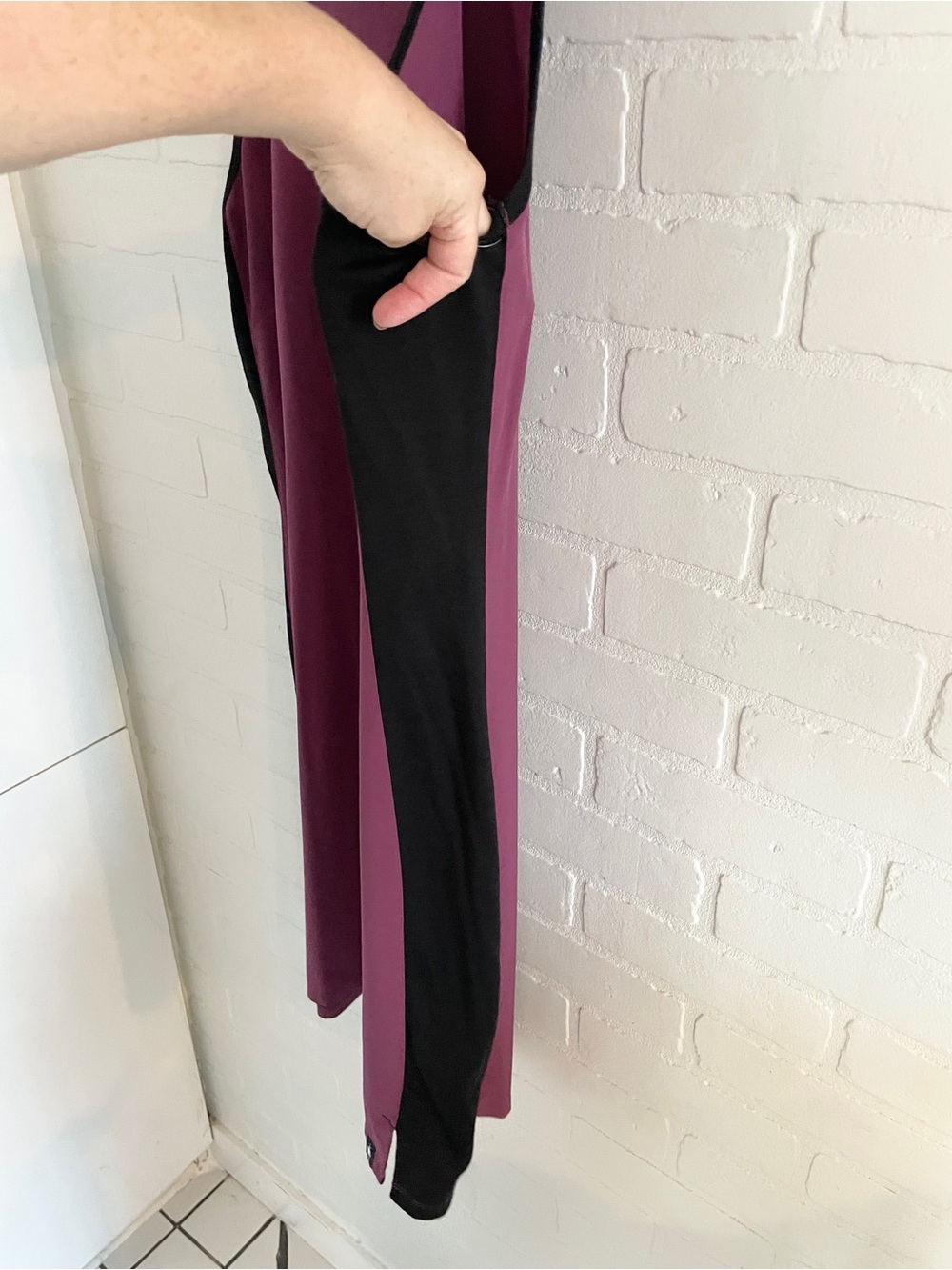 Smartwool Gorpcore Merino Panel Athletic Mini Dress Berry Black Sz M - Picture 9 of 16